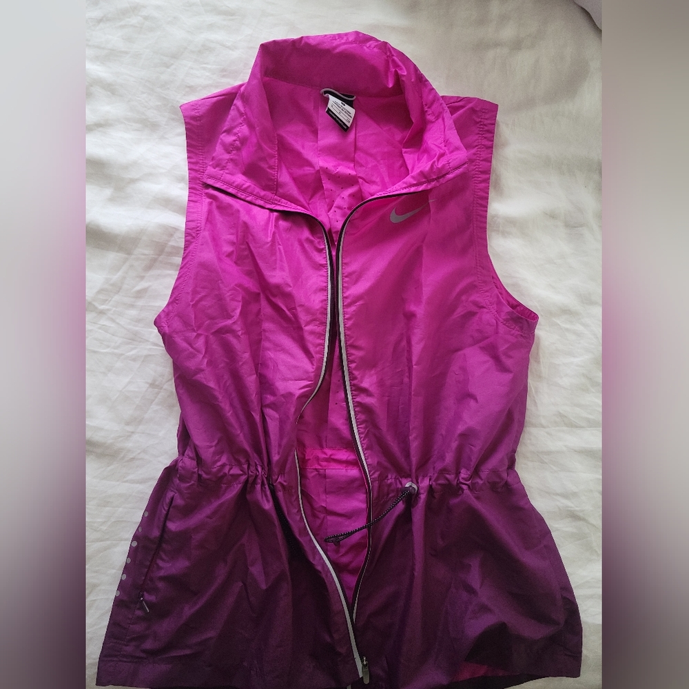 Nike ombre windbreaker sport vest size S